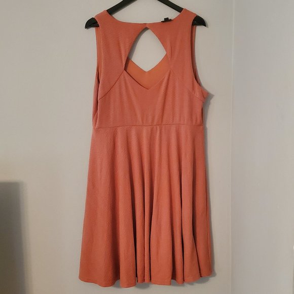 Torrid Light Rust Textured Sleeveless Dress Size 2 - Picture 6 of 11